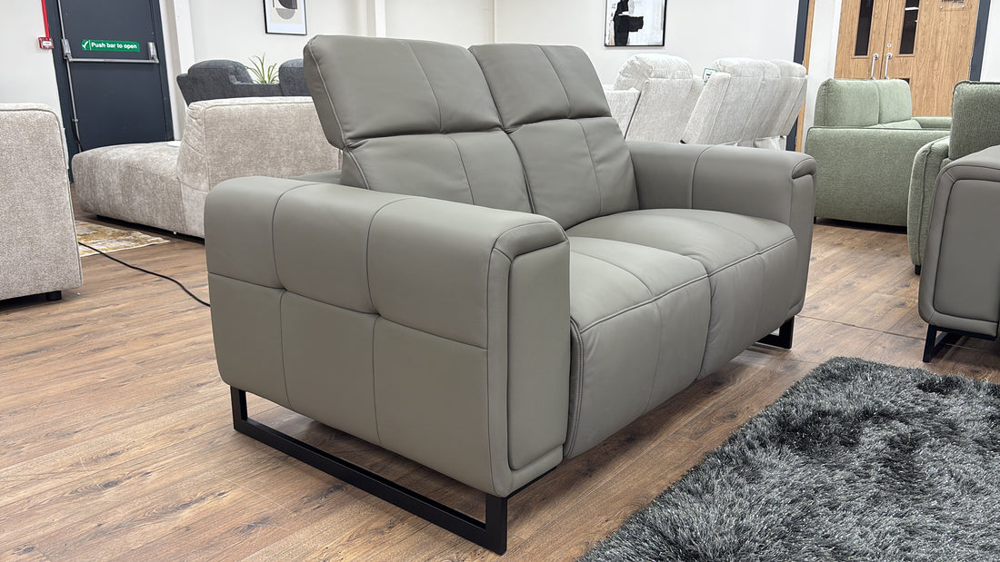 Richmond electric leather recliners